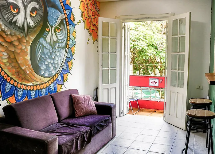 Oh! Madalena Hostel